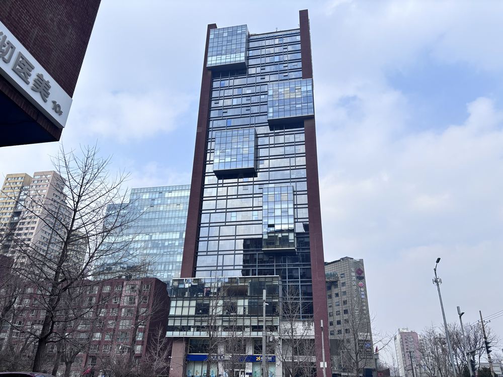 蓝堡国际中心外观图1